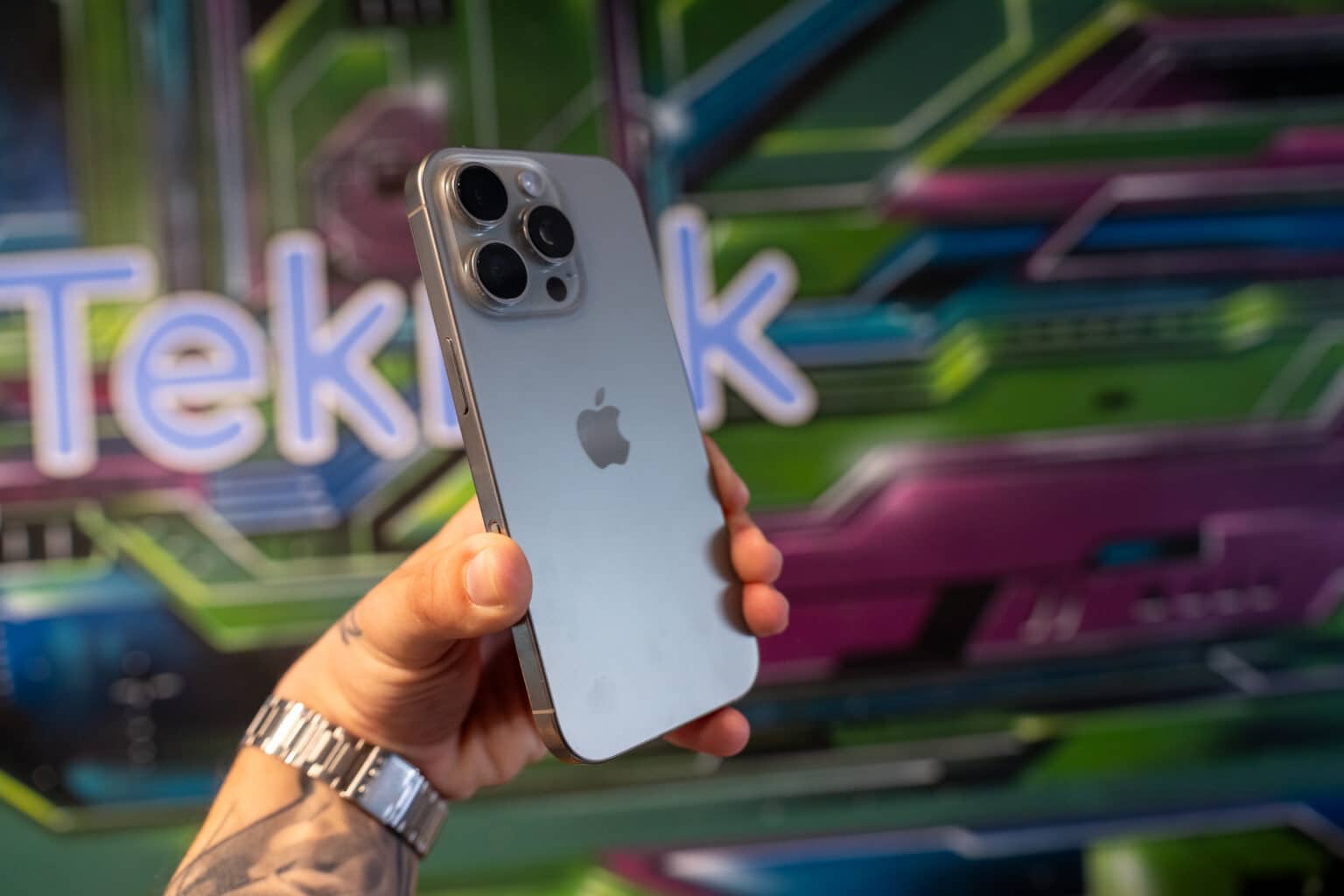 Reparation af iPhone 18